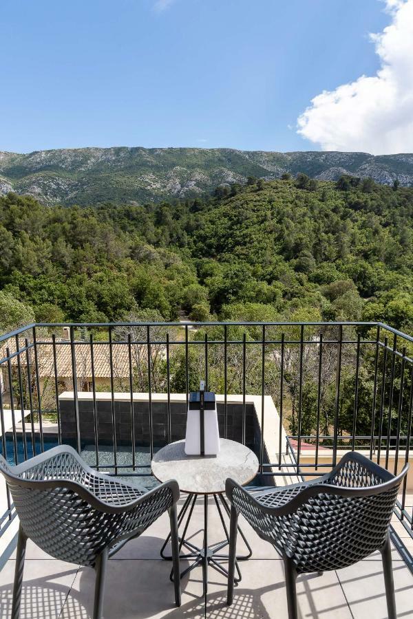 Hotel Sainte Victoire Vauvenargues Exterior photo